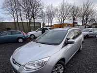 Gebraucht Ford Focus 116 PS (85 kW) 2011 Silber Limousine