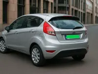 Usata Ford Fiesta 80 CV (58 kW) 2016 Argento Utilitaria