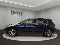 Gebraucht VW Golf VIII Active 116 PS (85 kW) 2022 Deep black perleffekt Limousine