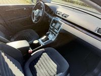 Gebraucht VW Passat Highline 140 PS (102 kW) 2014 Kombi