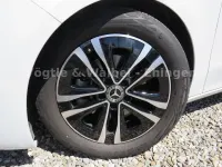 Gebraucht Mercedes B200 Advanced 150 PS (110 kW) 2023 Weiß Kleinwagen