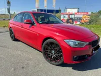 Gebraucht BMW 335 Sport Line 306 PS (225 kW) 2012 Rot Limousine