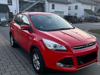 Gebraucht Ford Kuga SYNC Edition 120 PS (88 kW) 2015 Rot SUV