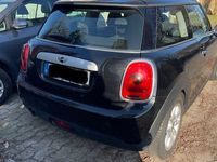 Gebraucht Mini Cooper 136 PS (100 kW) 2014 Schwarz Kleinwagen