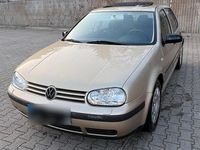 Gebraucht VW Golf IV 75 PS (55 kW) 2001 Gold Limousine
