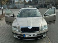Gebraucht Skoda Octavia 140 PS (102 kW) 2007 Gold Limousine