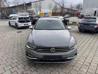 Gebraucht VW Passat 200 PS (147 kW) 2022 Grau Limousine
