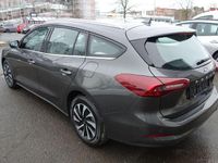 Używany Ford Focus Style 120 KM (88 kW) 2022 Szary Sedan/Limuzyna