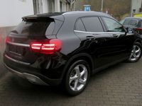 gebraucht Mercedes GLA220 GLA 2204Matic // Pano, Navi,