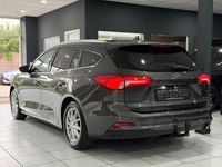 Gebraucht Ford Focus 120 PS (88 kW) 2021 Grau Limousine