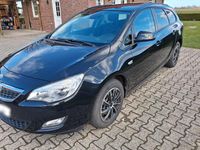 Gebraucht Opel Astra 116 PS (85 kW) 2011 Schwarz Kombi