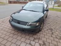 Gebraucht VW Passat 111 PS (81 kW) 1999 Grün Kombi