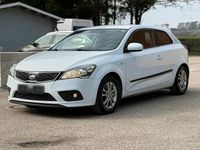 Gebraucht Kia Ceed 116 PS (85 kW) 2012 Weiß Kleinwagen