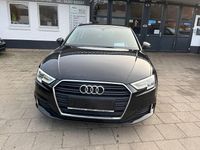 Gebraucht Audi A3 Sport 110 PS (80 kW) 2017 Schwarz Limousine