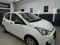 Gebraucht Hyundai i10 Classic 67 PS (49 kW) 2017 Weiß Kleinwagen