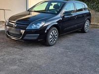 Gebraucht Opel Astra 105 PS (77 kW) 2004 Schwarz Kleinwagen