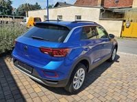 Gebraucht VW T-Roc Life 116 PS (85 kW) 2024 Ravennablau metallic SUV