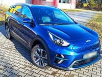 gebraucht Kia e-Niro 64kWh 204KM Rich-Version Schöne Farbe Neues Logo