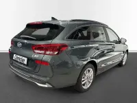Gebraucht Hyundai i30 Advantage 101 PS (74 kW) 2024 Cypress green Kombi