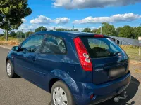 Gebraucht Ford Fiesta 69 PS (50 kW) 2008 Blau Kleinwagen