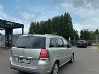 Gebraucht Opel Zafira Cosmo 140 PS (102 kW) 2005 Silber Van / Kleinbus