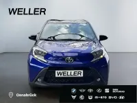 Neu Toyota Aygo 72 PS (52 kW) 2025 Juniper blue 256 (blau) Kleinwagen