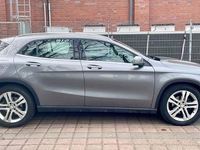 Gebraucht Mercedes GLA180 122 PS (89 kW) 2016 Grau SUV