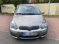 Gebraucht Toyota Yaris 87 PS (63 kW) 2005 Silber Kleinwagen