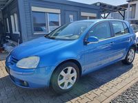 Gebraucht VW Golf IV Comfortline 105 PS (77 kW) 2005 Coastalblue perleffekt Kleinwagen