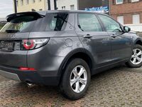 gebraucht Land Rover Discovery Sport SE 4x4 2HAND-NAVI-AHK-PDC-SHZ-