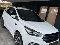 Gebraucht Ford Kuga ST-Line 176 PS (129 kW) 2018 Weiß SUV