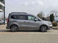 Gebraucht Mercedes T180 Progressive 116 PS (85 kW) 2025 Chromitgrau Van / Kleinbus