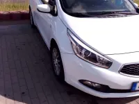 Gebraucht Kia Ceed 128 PS (94 kW) 2014 Weiß Kleinwagen