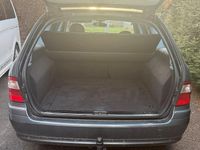 Gebraucht Mercedes E350 Avantgarde 272 PS (200 kW) 2005 Grau Kombi