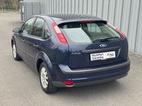 Gebraucht Ford Focus 101 PS (74 kW) 2005 Blau Limousine
