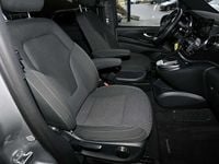 Gebraucht Mercedes V220 163 PS (119 kW) 2020 Silber Van / Kleinbus