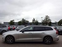 Gebraucht Volvo V60 405 PS (297 kW) 2021 Bright silver / metallic Kombi