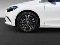Gebraucht Mercedes B250e Advanced 218 PS (160 kW) 2025 Van / Kleinbus