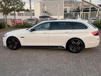 Gebraucht BMW 525 218 PS (160 kW) 2014 Weiß Kombi