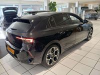 Neu Opel Astra 131 PS (96 kW) 2025 Schwarz Limousine