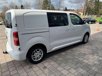Gebraucht Opel Vivaro 150 PS (110 kW) 2019 Weiß Van / Kleinbus