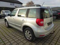 Gebraucht Skoda Yeti Active 105 PS (77 kW) 2014 Silber SUV