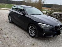 Gebraucht BMW 114 102 PS (75 kW) 2012 Schwarz Kleinwagen