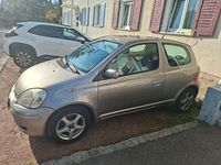 Gebraucht Toyota Yaris Sol 87 PS (63 kW) 2004 Silber Kleinwagen
