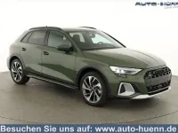Neu Audi A3 Ambiente 204 PS (150 kW) 2026 Distriktgrün metallic SUV