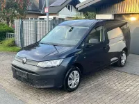 Gebraucht VW Caddy Maxi 102 PS (75 kW) 2022 Starlight blue metallic Van / Kleinbus