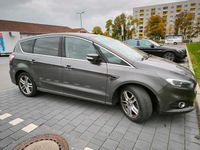Gebraucht Ford S-MAX S 240 PS (176 kW) 2018 Grau Van / Kleinbus