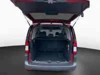 Używany VW Caddy Basis 102 KM (75 kW) 2025 Czerwony Minivan
