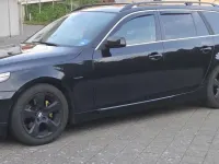 Gebraucht BMW 530 235 PS (172 kW) 2008 Schwarz Kombi
