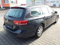 Gebraucht VW Passat Trendline 120 PS (88 kW) 2015 Grau Kombi